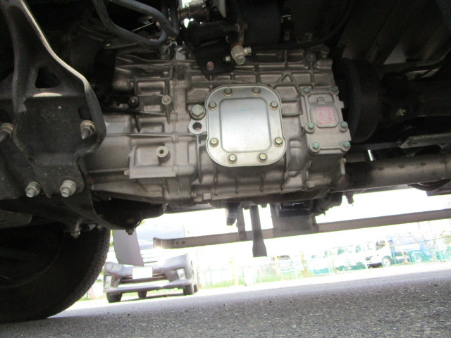 日野 レンジャー 小型 冷蔵冷凍バン 2KG-FD2ABG(84413) 24枚目