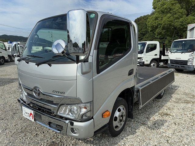 トヨタ ダイナ 小型 平ボディ 2PG-GDY281(107727) 9枚目