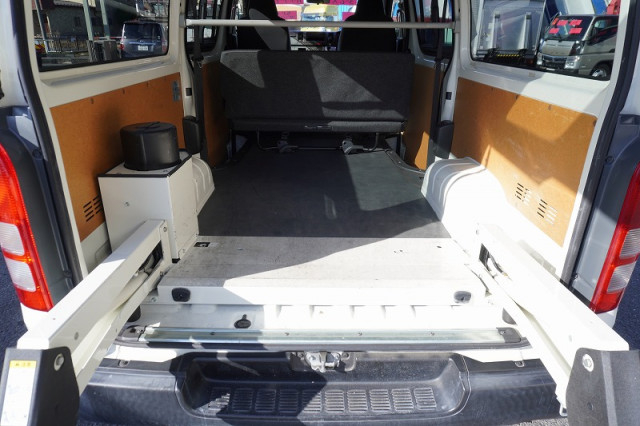 トヨタ 小型 Translation missing: ja.item.body_keijou_enum.body_keijou_light_van CBF-TRH200V(106624) 16枚目
