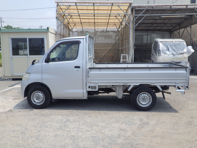 トヨタ ライトエース 小型 平ボディ DBF-S402U(109585) 3枚目