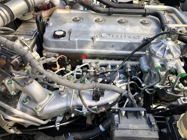 日野 プロフィア 大型 ウィング 2DG-FW1AHG(55800) 55枚目