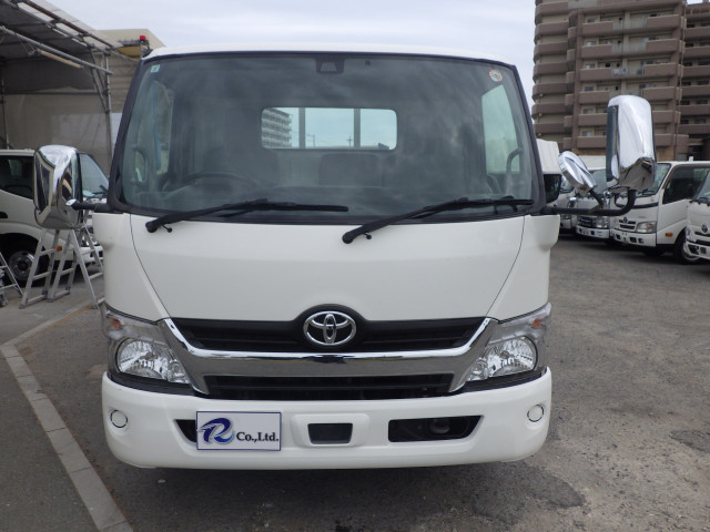 Toyota dyna Small Flat body TPG-XZU710(110900) 4枚目