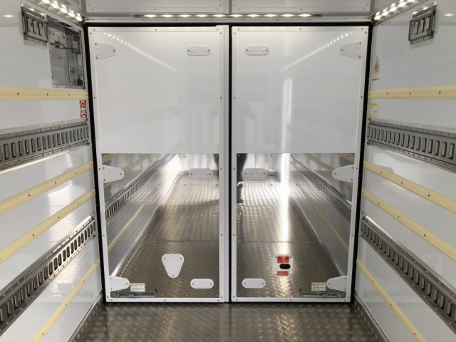 Mitsubishi Fuso canter Small Freezer box_body 2RG-FEAV0(107652) 43枚目