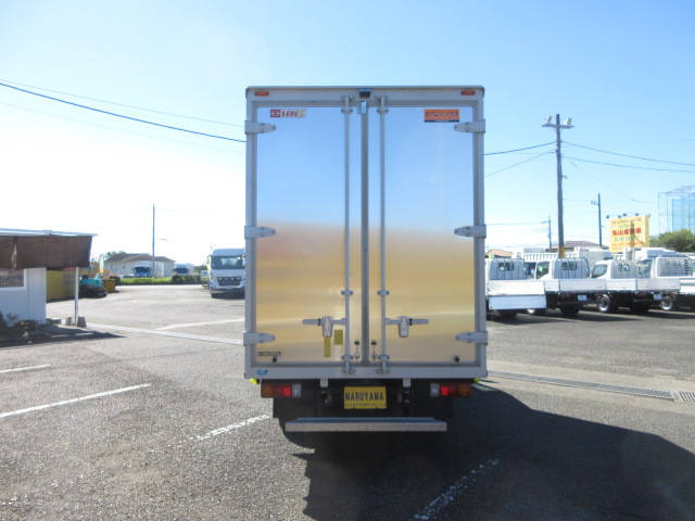 日野 デュトロ 小型 バン 2RG-XZC605M(113822) 7枚目
