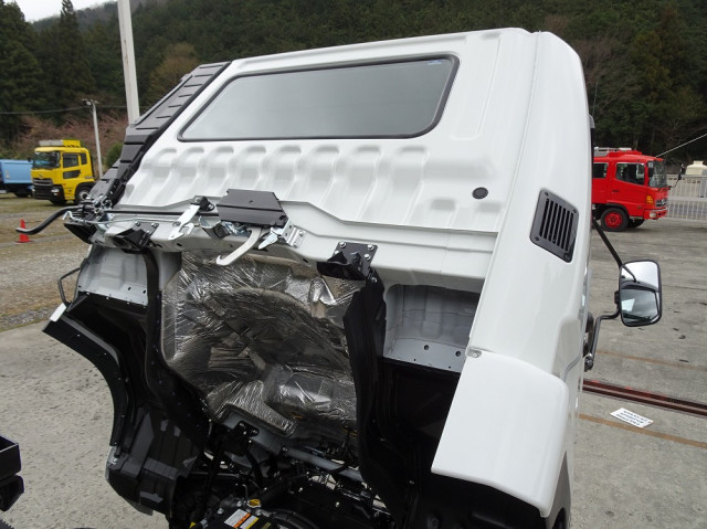 三菱ふそう ファイター 中型 コンテナ専用車 2KG-FK72F(108239) 24枚目