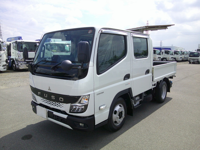 Mitsubishi Fuso canter Small Double cab 2RG-FBA20(105856) 1枚目