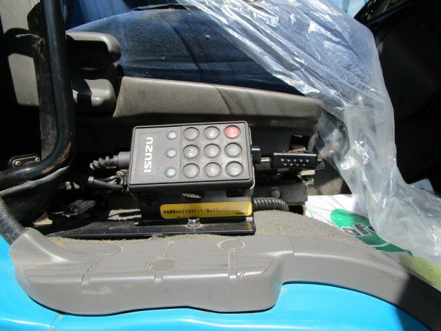いすゞ ギガ 大型 トラクタ QKG-EXD52AE(6802) 16枚目