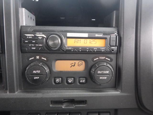 いすゞ ギガ 大型 ウィング QPG-CYJ77B(111057) 33枚目