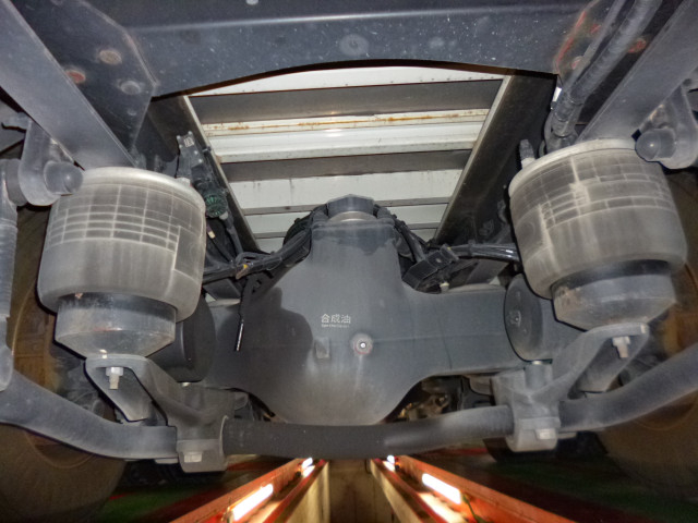 UDトラックス（日産） クオン 大型 ウィング 2RG-CG5FA(113976) 31枚目