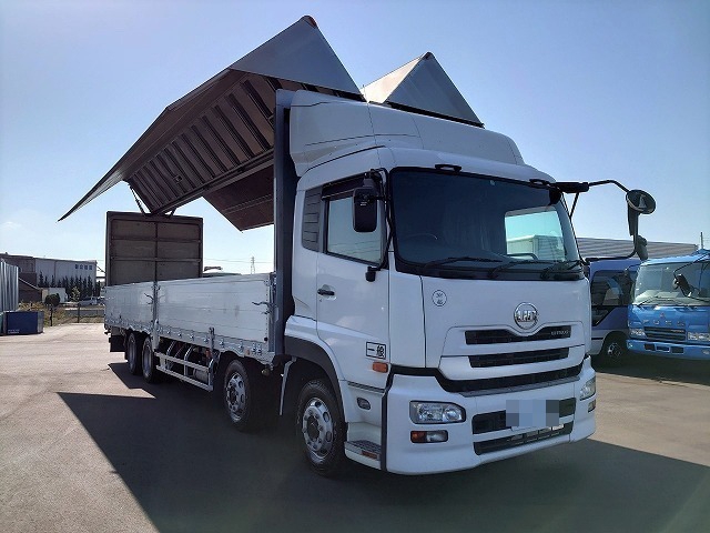 UDトラックス（日産） クオン 大型 ウィング PKG-CG4ZA(8946) 10枚目
