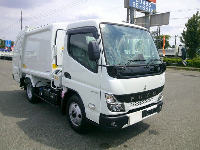 三菱ふそう キャンター 小型 塵芥車（プレス式） 2RG-FEAVO(107111) 3枚目