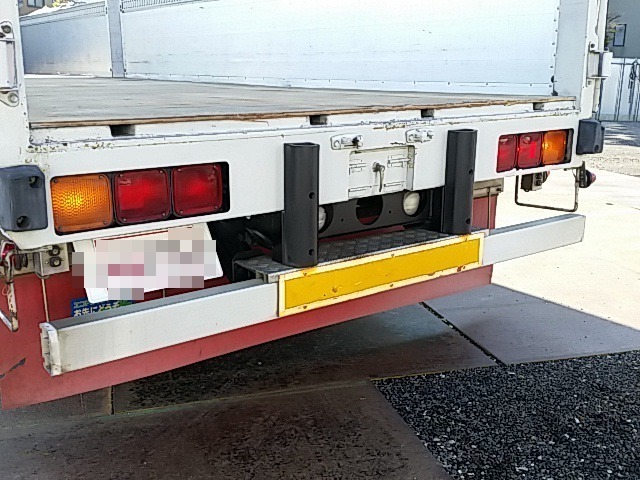 UDトラックス（日産） クオン 大型 ウィング ADG-CG4ZA(8236) 95枚目