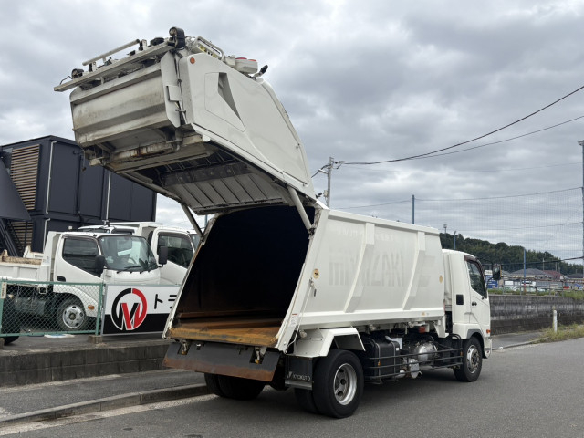 三菱ふそう ファイター 増トン 塵芥車（プレス式） QKG-FK72FZ(112467) 15枚目