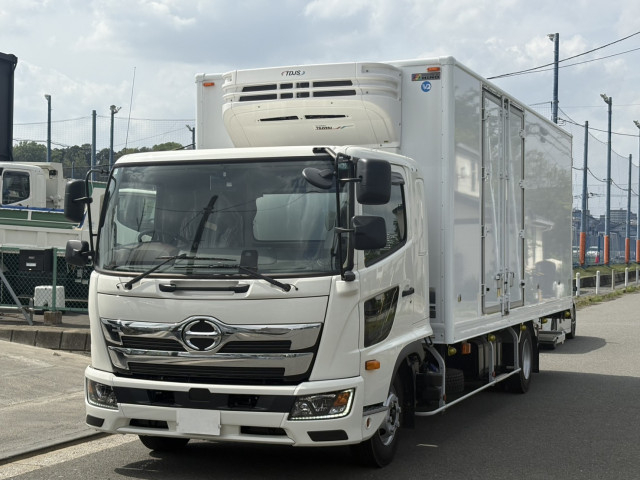 日野 レンジャー 中型 冷蔵冷凍バン 2KG-FD2ABG(104283) 1枚目