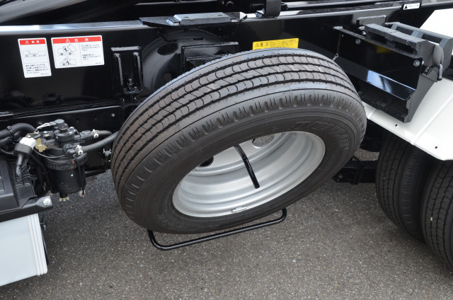 日野 デュトロ 小型 コンテナ専用車 2KG-XZU605M(112100) 16枚目