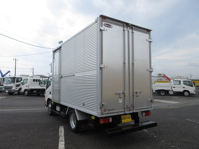 トヨタ ダイナ 小型 バン 2RG-XZU645(105352) 3枚目