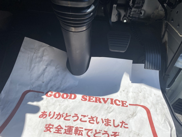 三菱ふそう キャンター 小型 平ボディ 2RG-FEAV0(112576) 20枚目