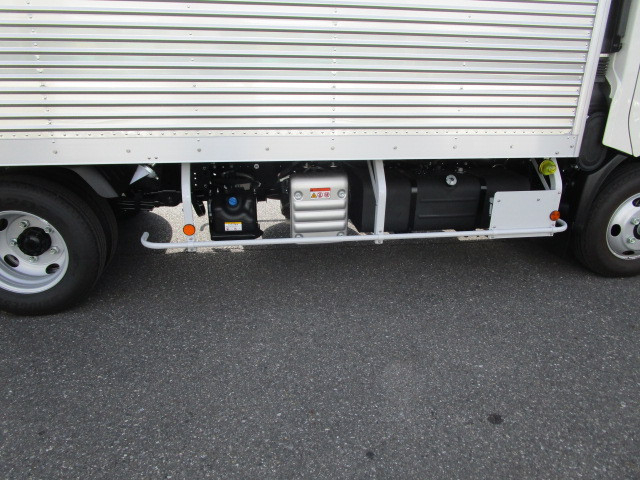 日野 デュトロ 小型 バン 2WG-XZU713N(111501) 41枚目