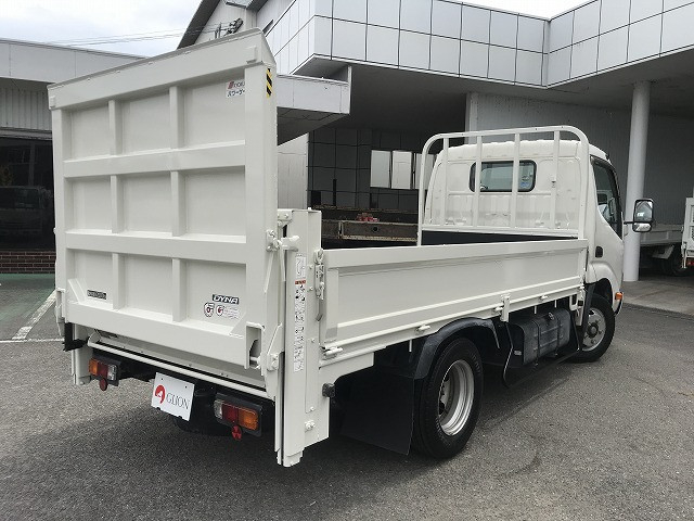 トヨタ ダイナ 小型 平ボディ TKG-XZU645(110187) 8枚目