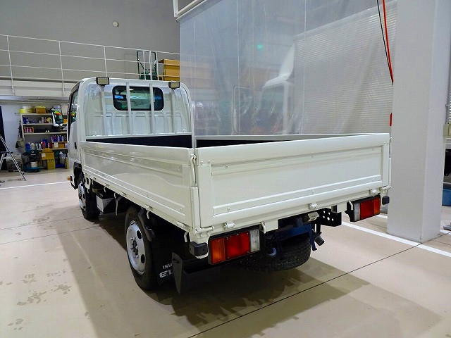 いすゞ エルフ 小型 平ボディ TRG-NHS85A(109700) 4枚目
