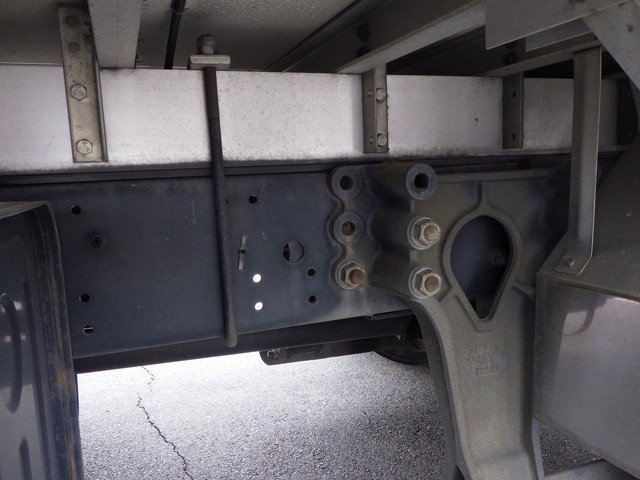いすゞ - 中型 冷蔵冷凍バン 2PG-FSR90T2(107431) 9枚目