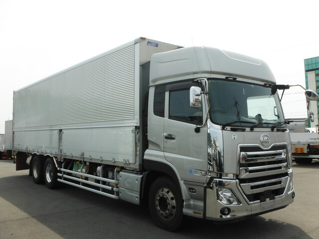 Nissan UD quon Large Wing body 2PG-CD5CA(31550) 3枚目