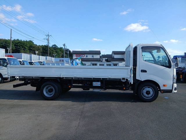 日野 デュトロ 小型 平ボディ 2WG-XZU721M(113567) 4枚目