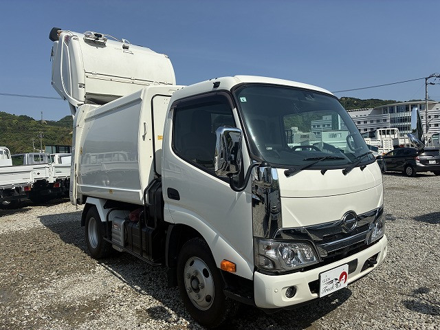 日野 デュトロ 小型 塵芥車（プレス式） 2RG-XZU605X(105408) 10枚目