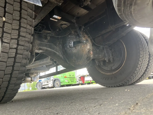 三菱ふそう ファイター 増トン 平ボディ（クレーン付） 2KG-FK62FZ(106806) 20枚目