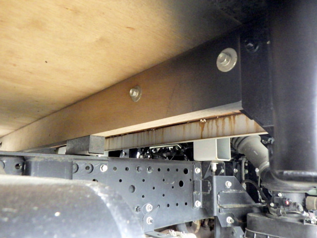 いすゞ エルフ 小型 平ボディ 2PG-NPS88AR(110077) 36枚目