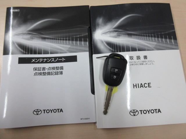トヨタ ハイエース 小型 バン 3BF-TRH200V(99155) 5枚目