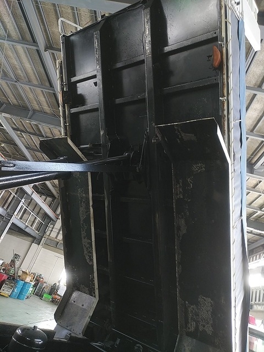 日野 プロフィア 大型 土砂ダンプ QKG-FS1EKAA(37632) 16枚目