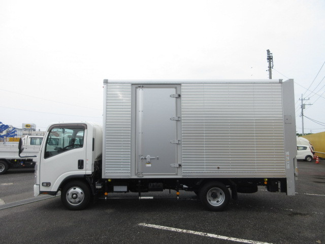 いすゞ エルフ 小型 バン 2RG-NPR88AN(109757) 5枚目