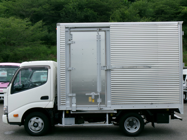 日野 デュトロ 小型 バン 2RG-XZU605M(109379) 3枚目
