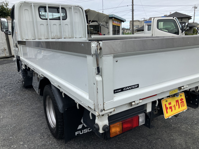 三菱ふそう キャンター 小型 平ボディ 2TG-FBA00(112075) 16枚目