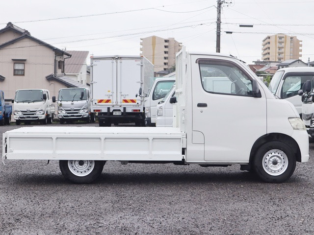 トヨタ タウンエース 小型 平ボディ DBF-S402U(109950) 10枚目