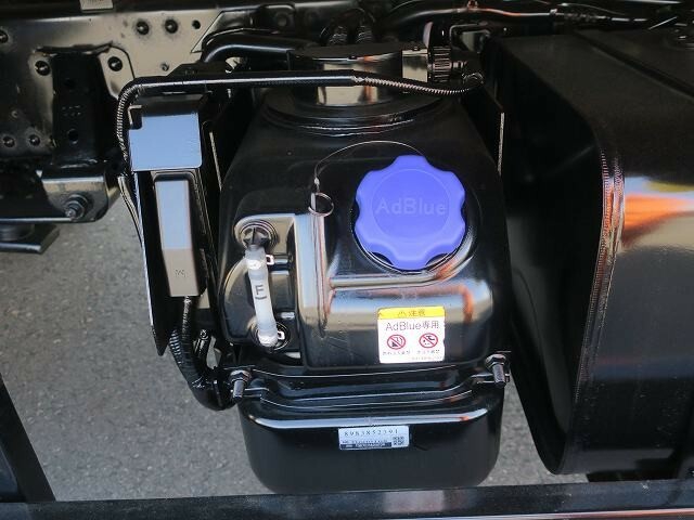 いすゞ エルフ 小型 平ボディ 2RG-NPR88AR(40160) 9枚目