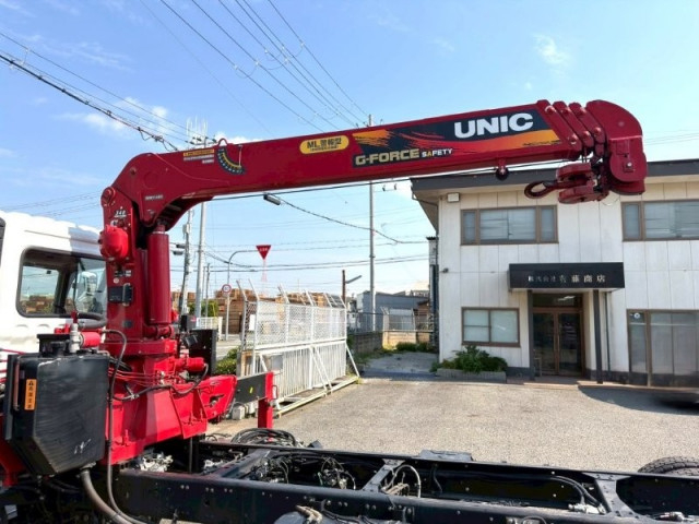 三菱ふそう ファイター 増トン 平ボディ（クレーン付） 2KG-FK72FY(110468) 9枚目