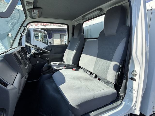 いすゞ エルフ 小型 冷蔵冷凍バン TRG-NHR85AN(107839) 61枚目