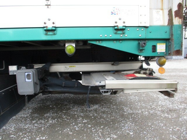 UDトラックス（日産） クオン 大型 ウィング PKG-CG4ZA(9264) 26枚目