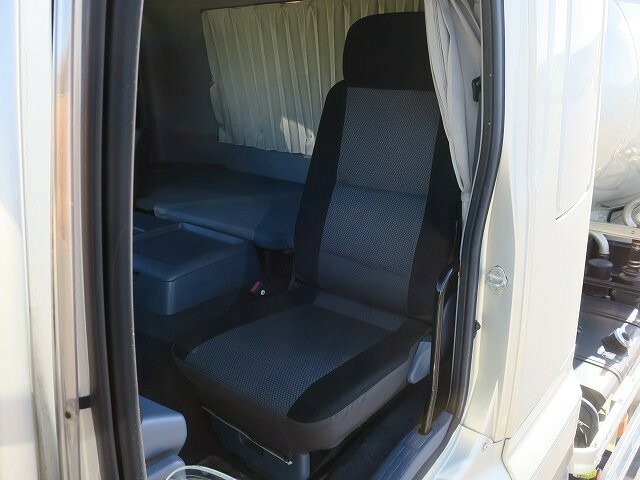 日野 プロフィア 大型 粉粒体運搬車 ADG-FR1EPYA(27505) 21枚目