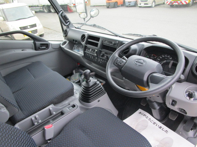 日野 デュトロ 小型 ウィング 2WG-XZU713M(113697) 21枚目