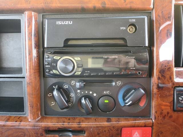 いすゞ エルフ 小型 バン SKG-NLR85AN(35520) 18枚目