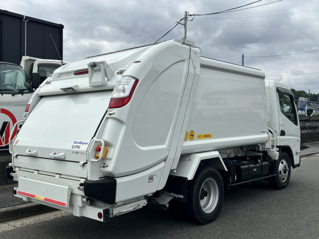 三菱ふそう キャンター 小型 塵芥車（プレス式） 2RG-FEAV0(112441) 3枚目