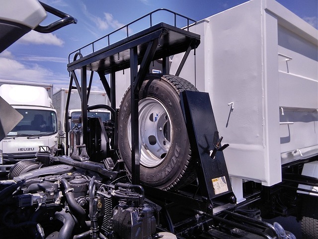 UDトラックス（日産） コンドル 中型 コンテナ専用車 SKG-MK38L(12598) 16枚目