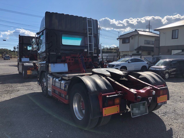 UDトラックス（日産） クオン その他 トラクタ PKG-GK4XAB(4616) 5枚目