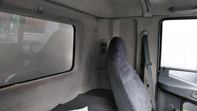 三菱ふそう ファイター 増トン ウィング PDG-FK62FZ(3723) 14枚目