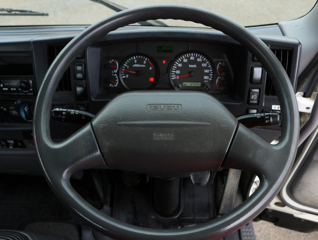 いすゞ フォワード 小型 平ボディ（クレーン付） PKG-FRR90S2(113026) 37枚目