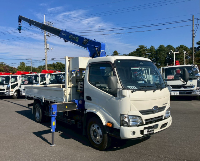 日野 デュトロ 小型 平ボディ（クレーン付） TKG-XZU6527M(96112) 5枚目