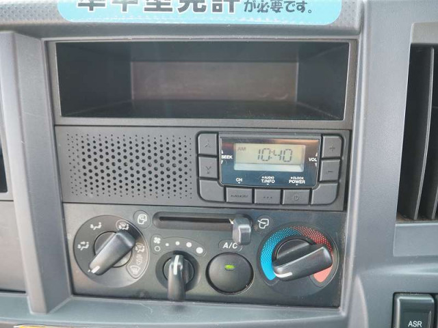 いすゞ エルフ 小型 平ボディ（クレーン付） TPG-NKR85R(113898) 45枚目